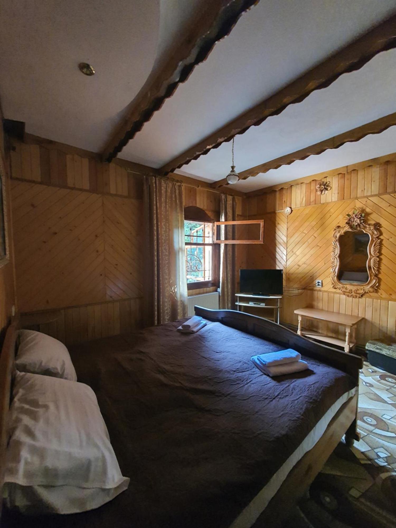 Садиба Nad Prutom Yaremche Bagian luar foto